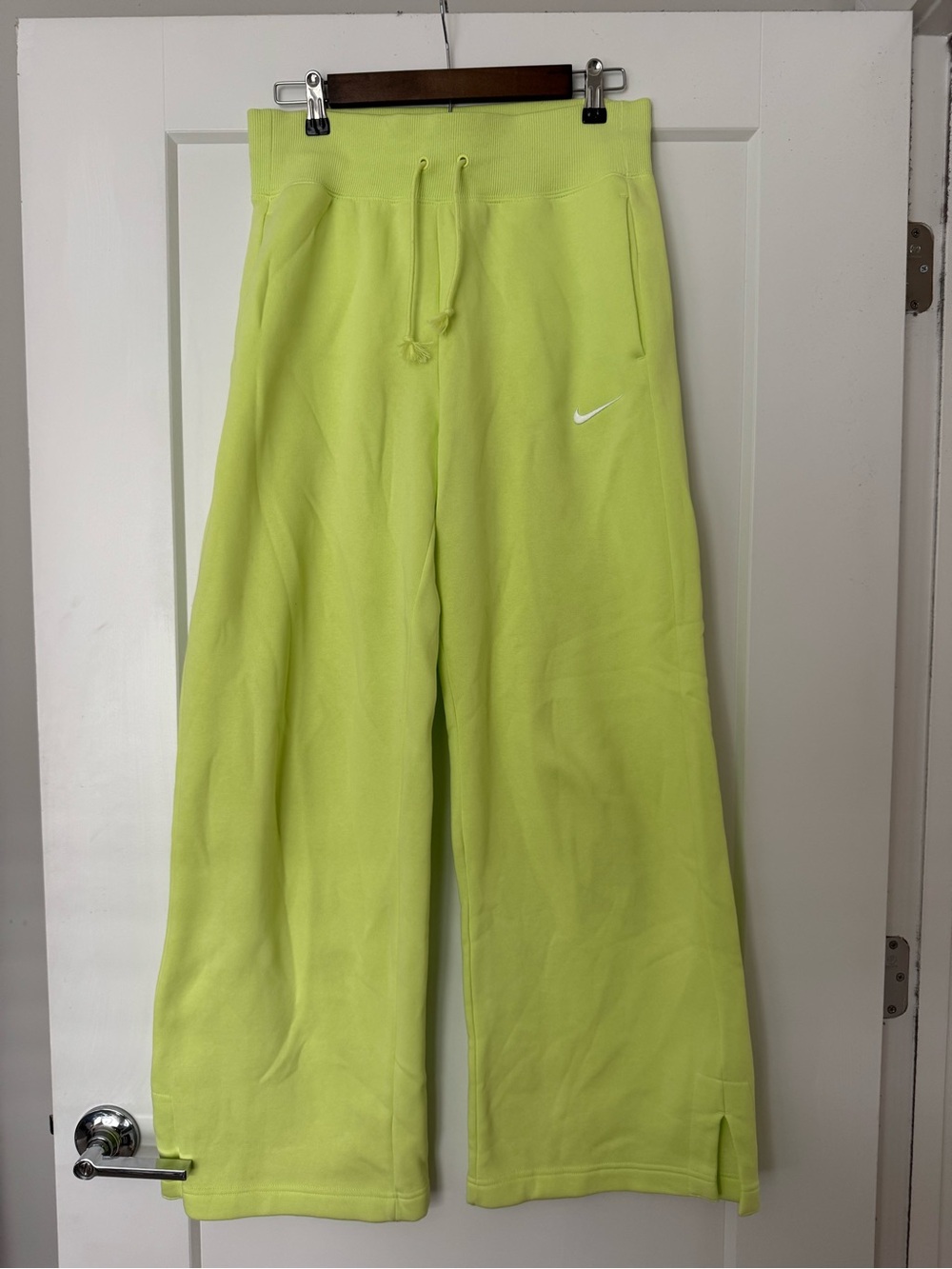 Nike Wide-Leg Sweatpants
